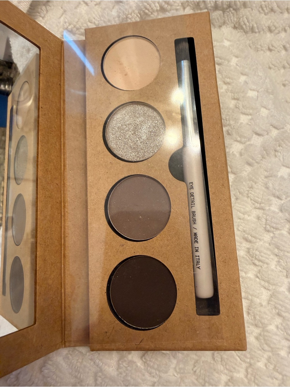 Jones Road Neutral Brown Kraft Eyeshadow Palette - Picture 2 of 3